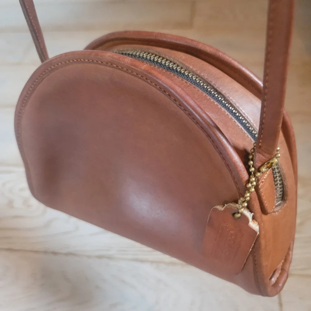 COACH True Vintage Kimball Zip Half Moon Crossbody Bag Classic British Tan - Picture 13 of 15